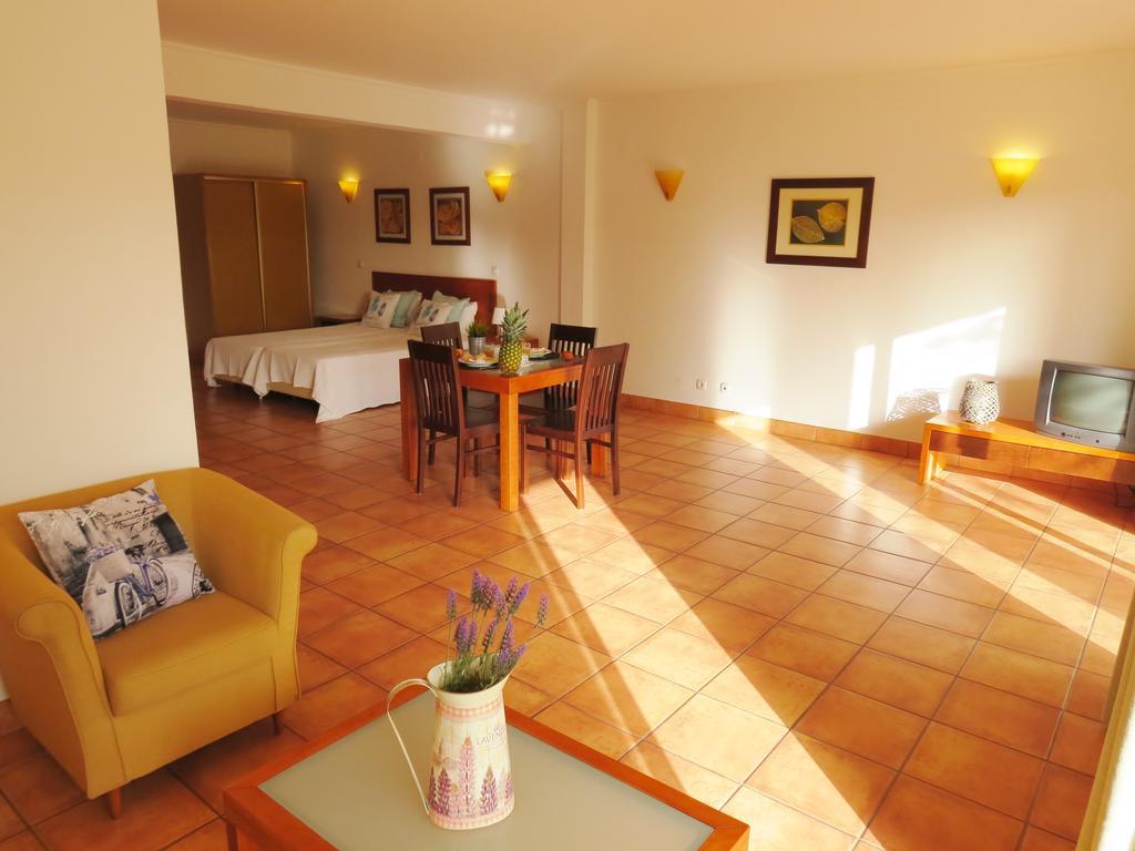 Vila Mos - Beach Resort Lagos Exterior foto